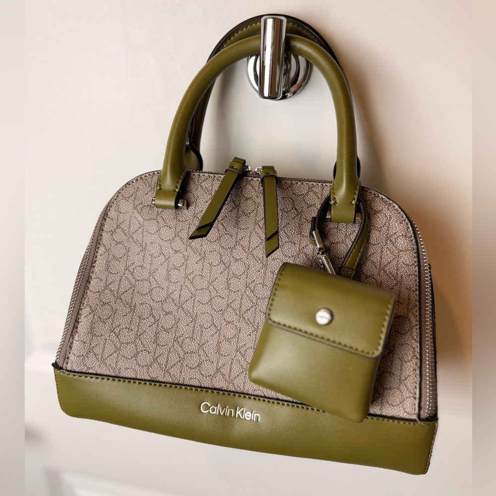 RARE Calvin Klein Logo Satchel with Removable Pouch, Green - Picture 3 of 13